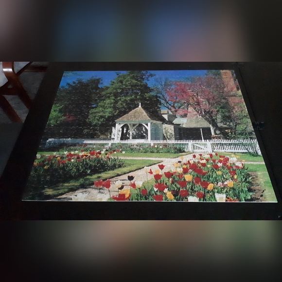 Golden Books Brand  1000 Piece Puzzle - Picture 3 of 5